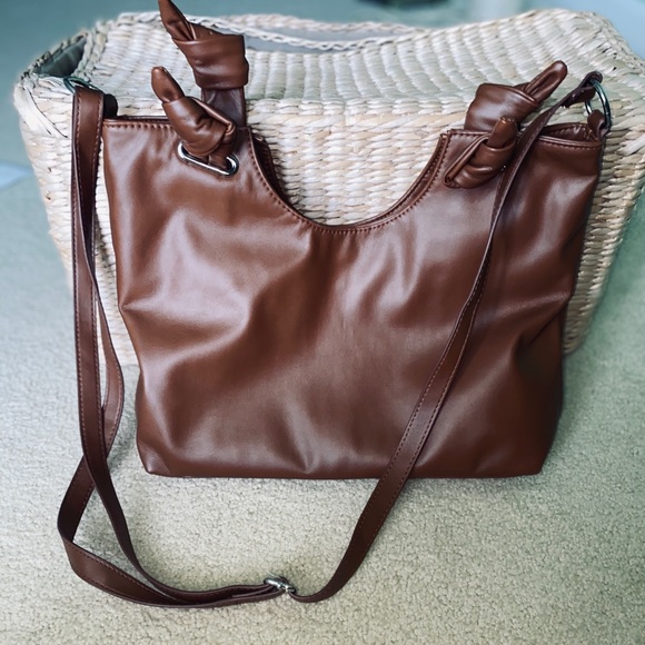 ✨3/ $25✨ Large brown purse - Picture 3 of 3